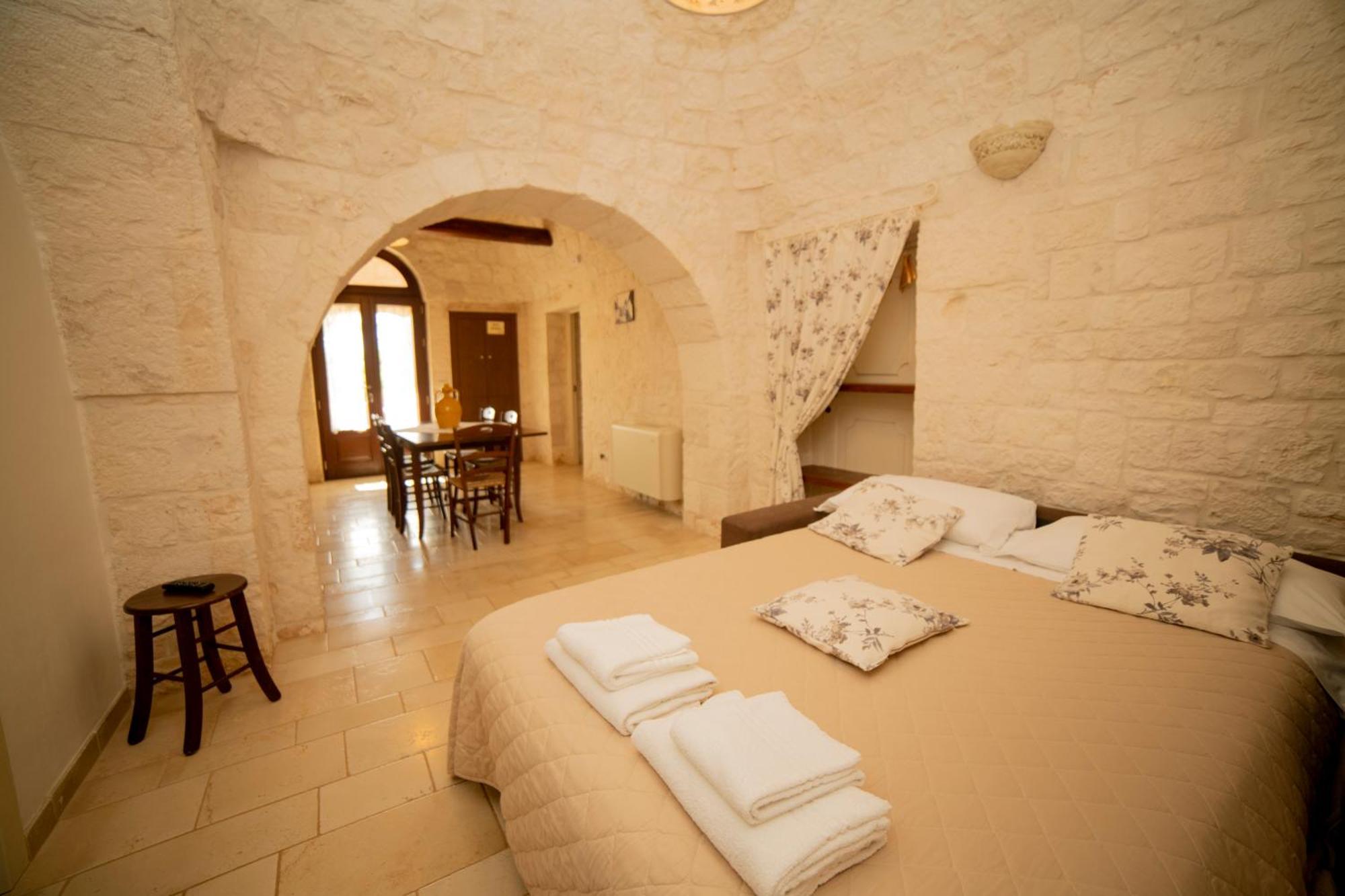 Trulli Arco Antico Villa Locorotondo Exterior photo