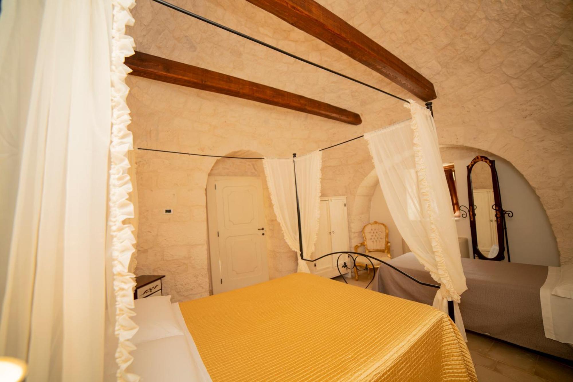 Trulli Arco Antico Villa Locorotondo Exterior photo